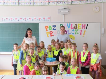 Sprejem prvošolčkov na podružničnih šolah v Stični, Temenici, Zagradcu 14